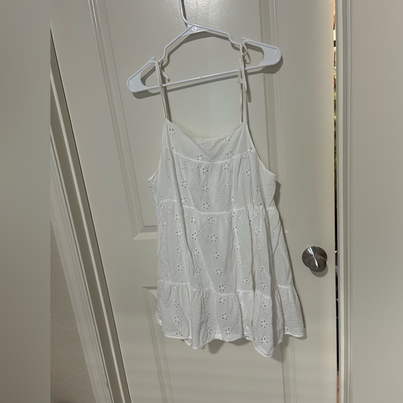 Victoria’s Secret White Linen Cover Up in Size Large - Picture 2 of 6